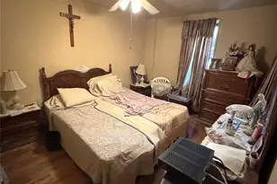 83-25 98th St, Woodhaven, NY 11421 - Photo 5