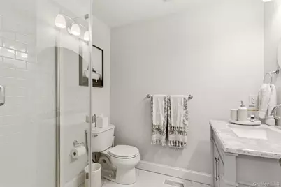 238 Woodlawn Avenue, Saint James, NY 11780 - Photo 23