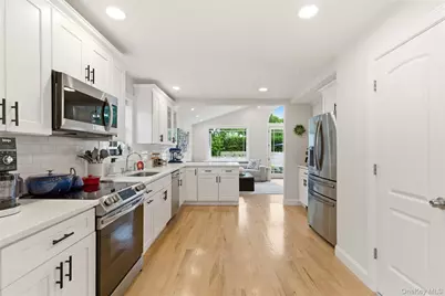 238 Woodlawn Avenue, Saint James, NY 11780 - Photo 13