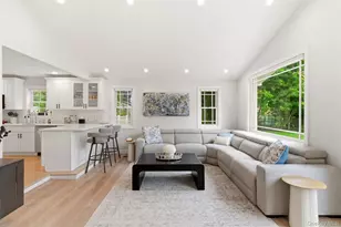 238 Woodlawn Ave, Saint James, NY 11780 - Photo 17