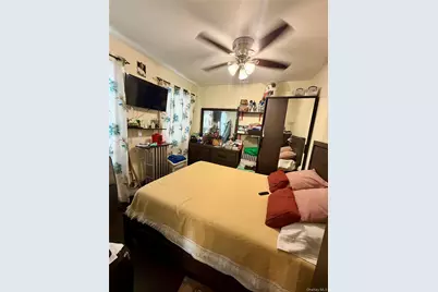 10204 97th Avenue, Ozone Park, NY 11416 - Photo 5