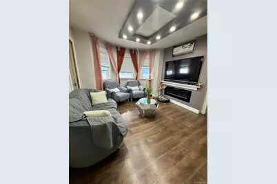 10204 97th Avenue, Ozone Park, NY 11416 - Photo 11