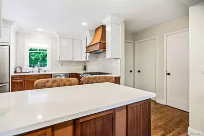 434 W Main Street, Huntington, NY 11743 - Photo 17