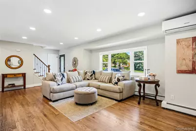 434 W Main Street, Huntington, NY 11743 - Photo 7