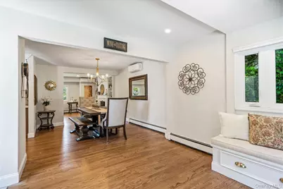 434 W Main Street, Huntington, NY 11743 - Photo 19