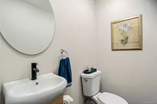 434 W Main St, Huntington, NY 11743 - Photo 23