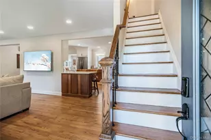 434 W Main St, Huntington, NY 11743 - Photo 5