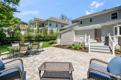 434 W Main Street, Huntington, NY 11743 - Photo 37
