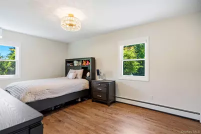 434 W Main Street, Huntington, NY 11743 - Photo 27