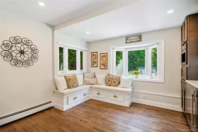 434 W Main Street, Huntington, NY 11743 - Photo 19