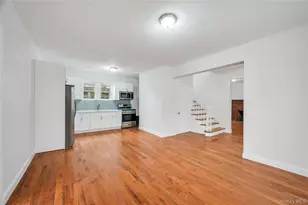 104-04 202nd St, Saint Albans, NY 11412 - Photo 27