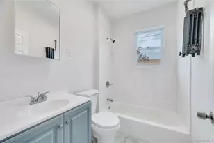 104-04 202nd St, Saint Albans, NY 11412 - Photo 43