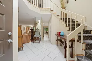 6 Wimbledon Dr, Roslyn, NY 11576 - Photo 3