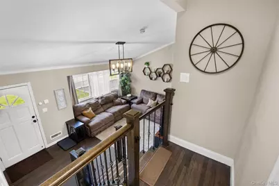 300 W 24th Street, Deer Park, NY 11729 - Photo 21