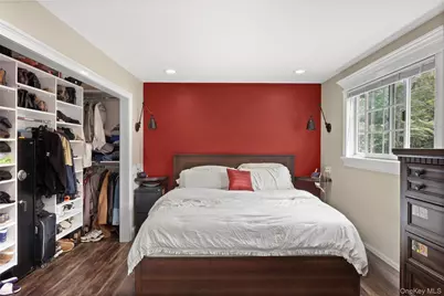 300 W 24th Street, Deer Park, NY 11729 - Photo 19