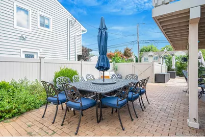 3075 Hewlett Avenue, Merrick, NY 11566 - Photo 27