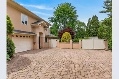 5 Glen Hill Court, Dix Hills, NY 11746 - Photo 31