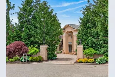 5 Glen Hill Court, Dix Hills, NY 11746 - Photo 3