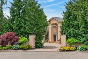 5 Glen Hill Ct, Dix Hills, NY 11746 - Photo 3