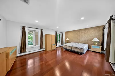 5 Glen Hill Court, Dix Hills, NY 11746 - Photo 15