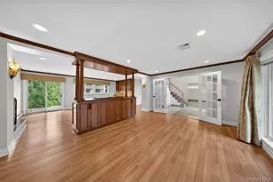 5 Glen Hill Ct, Dix Hills, NY 11746 - Photo 7
