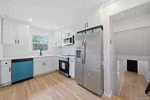 335 Lewis Ave, Yorktown Heights, NY 10598 - Photo 9