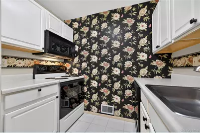 54 School Street #207, Westbury, NY 11590 - Photo 7