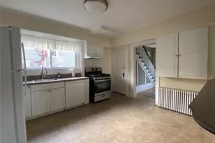 46 Sterling Ct, Huntington, NY 11743 - Photo 7