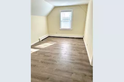 [Address not provided], Valley Stream, NY 11580 - Photo 3