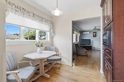 183 N Oak Street, Massapequa, NY 11758 - Photo 19