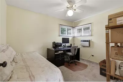 183 N Oak Street, Massapequa, NY 11758 - Photo 11