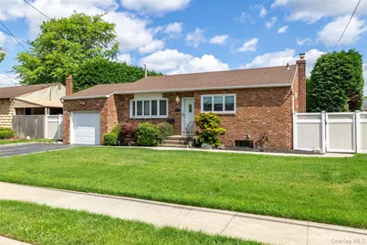183 N Oak Street, Massapequa, NY 11758 - Photo 3