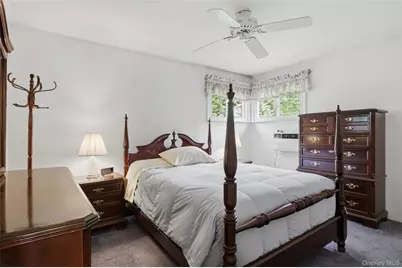 183 N Oak Street, Massapequa, NY 11758 - Photo 7