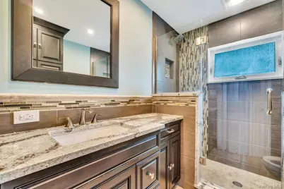 12 Avenue K, Kings Park, NY 11754 - Photo 9