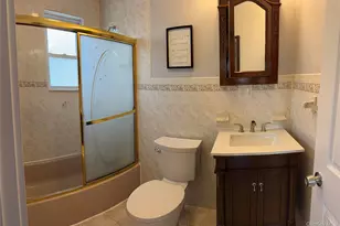 140-19 247th St, Rosedale, NY 11422 - Photo 7