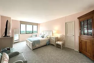 270-10 Grand Central Pkwy, Floral Park, NY 11005 - Photo 15