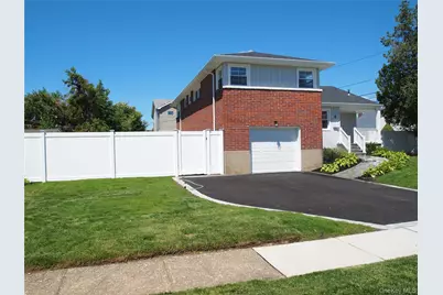 9 N Walnut Place, Massapequa, NY 11758 - Photo 3