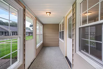231 Blackpool Court, Ridge, NY 11961 - Photo 5