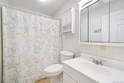 231 Blackpool Court, Ridge, NY 11961 - Photo 19
