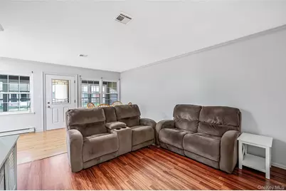 231 Blackpool Court, Ridge, NY 11961 - Photo 7