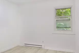 266 Station Rd, Bellport, NY 11713 - Photo 11