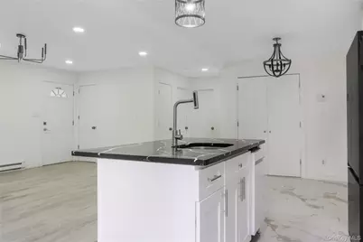 266 Station Road, Bellport, NY 11713 - Photo 7