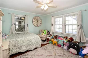 15 Hemlock St, Merrick, NY 11566 - Photo 23
