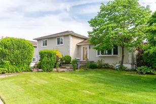 6 Manor Dr, Bethpage, NY 11714 - Photo 3