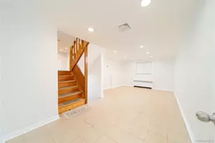 6 Manor Dr, Bethpage, NY 11714 - Photo 15