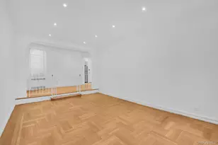 225 W 25th St, New York, NY 10001 - Photo 7