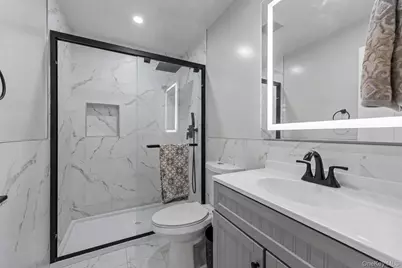 43 Dewitt Street, Valley Stream, NY 11580 - Photo 27