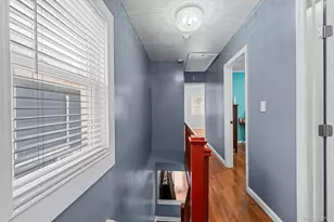 43 Dewitt St, Valley Stream, NY 11580 - Photo 25