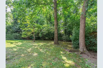 10 Amherst Road, Great Neck, NY 11021 - Photo 21