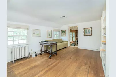 10 Amherst Road, Great Neck, NY 11021 - Photo 13